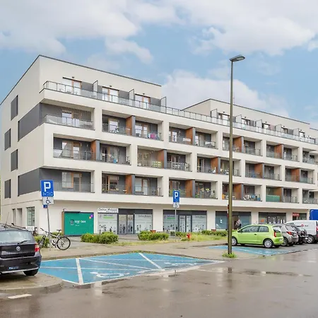 아파트 Klimatyczne Z Balkonem By Renters 바르샤바