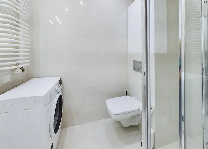 Apartmán Klimatyczne Z Balkonem By Renters Varšava