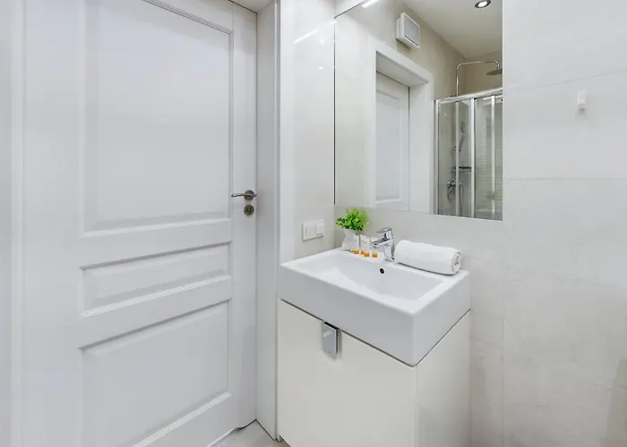 Klimatyczne Z Balkonem By Renters Varšava