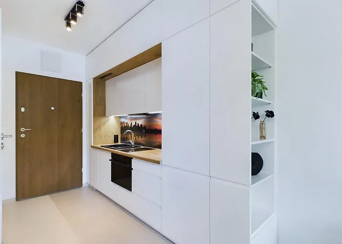 Klimatyczne Z Balkonem By Renters Apartment